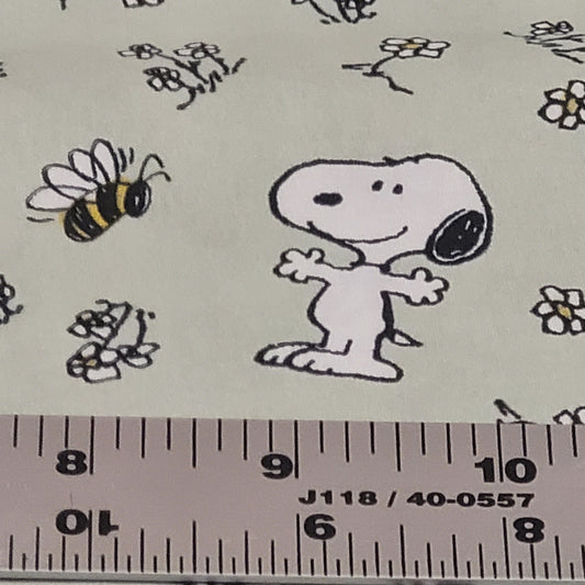 Peanuts - Snoopy - Green